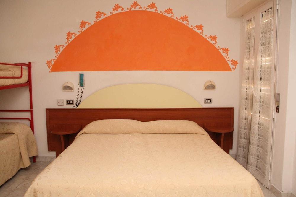 Hotel Clipper Cattolica Esterno foto