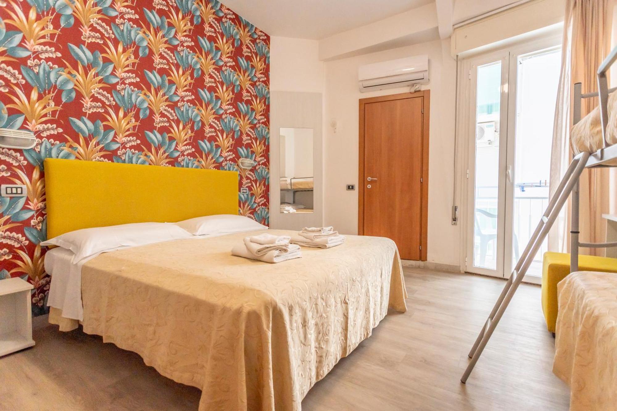 Hotel Clipper Cattolica Esterno foto
