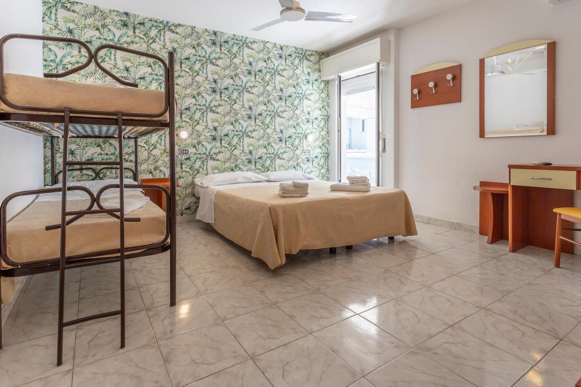 Hotel Clipper Cattolica Esterno foto